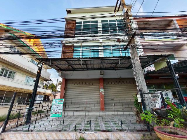 ขายอาคารพาณิชย์ 3 ชั้น ทำเลทองศูนย์กลางการค้าศรีราชา ติดถนนเมน ใกล้เซ็นทรัลศรีราชา