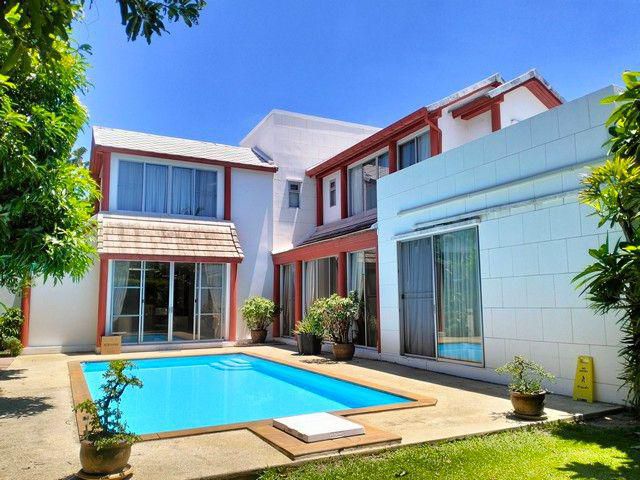 T26-880 ให้เช่า บ้าน บ้านเดี่ยว Pool villa 200 ตรว. 4 ห้องนอน ซอยศูนย์วิจัย ชั้นที่ 1 160000 บาทต่อเดือน ใกล้กับ ใกล้โรง