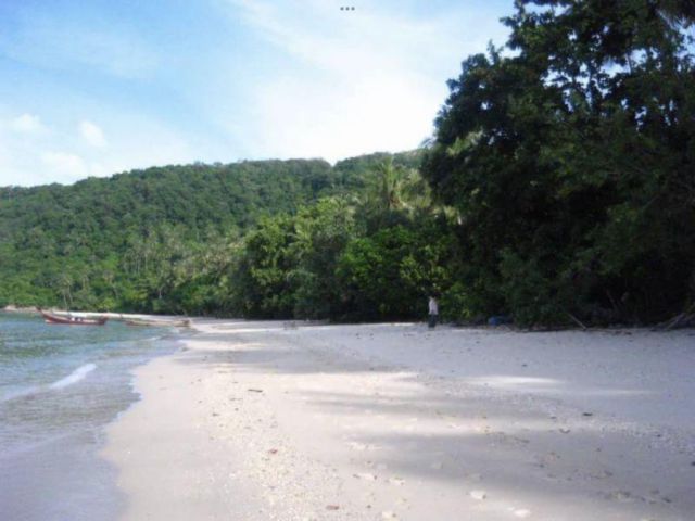 ขายที่ดิน 14 ไร่ เกาะโหลน ติดชายหาด ต.ราไวย์ อ.เมืองภูเก็ต จ.ภูเก็ต เอกสารสิทธิ์ นส3