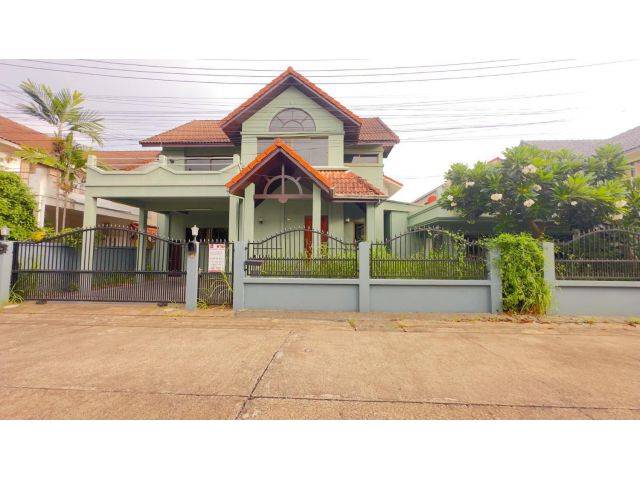 Baan Terrace Hiil (บ้านเทอเรส ฮิลล์) ใน ศรีราชา, ชลบุรี บ้านเดี่ยว สภาพดี เนื้อทึ่ 88 ตารางวา