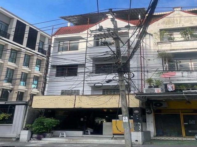 ขายอาคารพาณิชย์ 4ชั้น ถนนศรีวรา ทาวน์อินทาวน์ เลียบด่วน