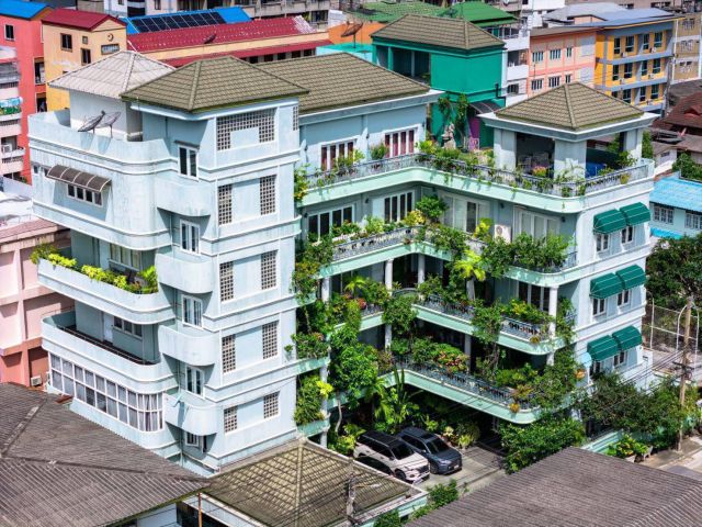 ขายบ้านสวย 5 ชั้น ใจกลางเมือง พระราม 9 ซอย 35 ใกล้MRTรามคำแหง12 ใกล้The mall ทำเลนี้ราคานี้ไม่มีอีกแล้ว!!