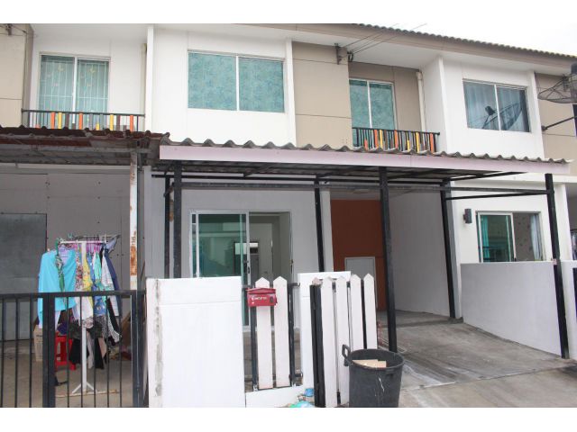 บ้านเช่า เจ้าของลุยเองค่ะ 0859891184