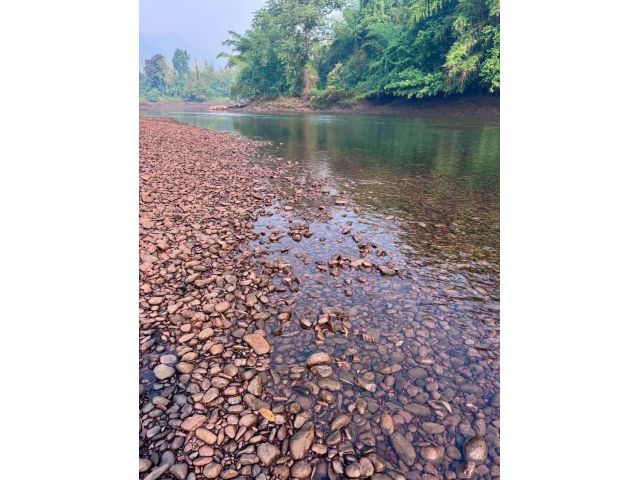 ที่ดินติดแม่น้ำ