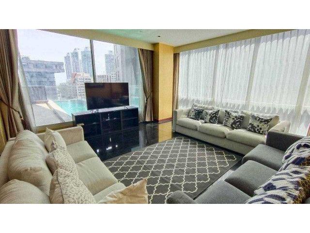 ให้เช่าคอนโดระดับ Super Luxury — Le Raffine Sukhumvit