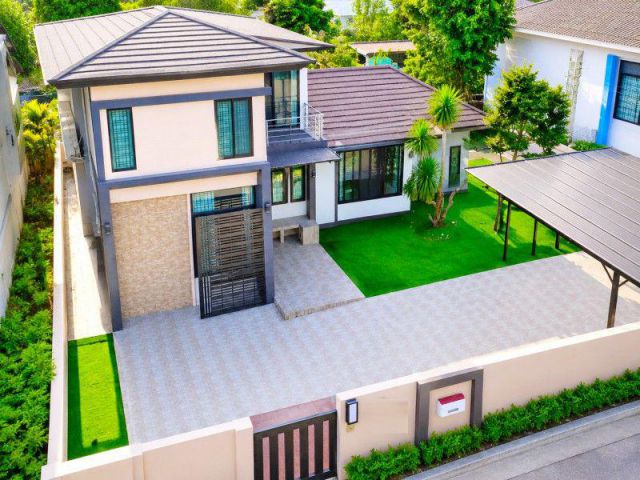 BEYOND สนามแบดมินตัน คฤหาสน์ 2 ชั้น ทับมา Do home โลตัส มาบตาพุด 3.20กม. 3นอน 3น้ำ พร้อมโรงจอดรถพิเศษ 96 ตร.ว. 300 ตร.ม.