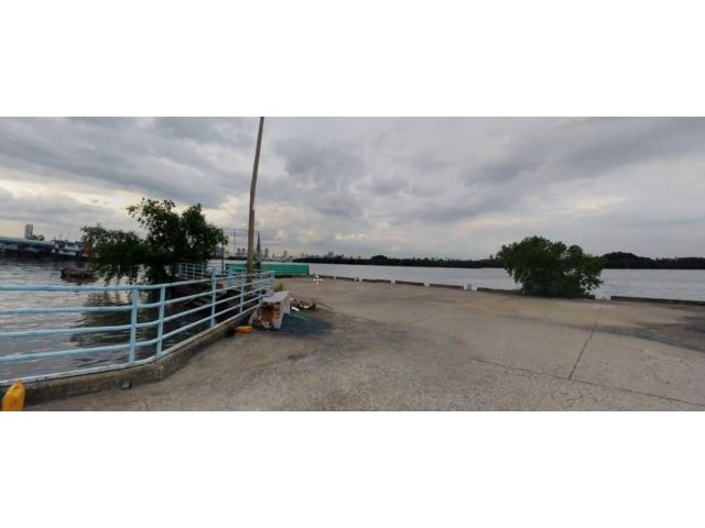 ขายที่ดินพื้นที่สีแดงติดแม่น้ำเจ้าพระยา+ท่าเรือ 5ไร่ 1350ล้าน เขตยานนาวา จ.กรุงเทพฯ.เหมาะทำคอนโดหรู/ห้างสรรพสินค้า