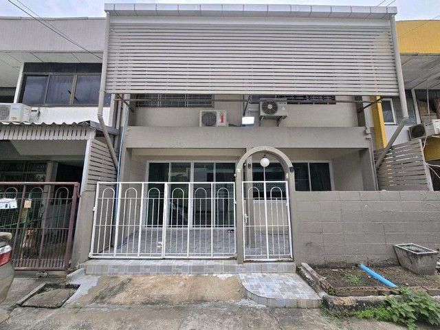 ให้เช่า ทาวน์เฮาส์2ชั้น 28 ตรว. ถนนประชาชื่น เลียบคลองประปา ใกล้แยกประชานุกูล