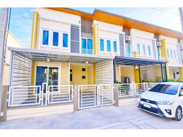 ศรีนคริทร์-สุขุมวิท ทาวน์โฮม 2 ชั้น 4นอน 3น้ำ เครื่องใช้ไฟฟ้า แอร์3แพรกษา BTSศรีนครินทร์ 2.57กม.