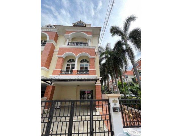ให้เช่าบ้าน Casa City ลาดพร้าว บ้านหัวมุม 3.5 ชั้น เลียบด่วนเอกมัย–รามอินทรา ซ.โยธินพัฒนา3 เลี้ยงสัตว์ได้
