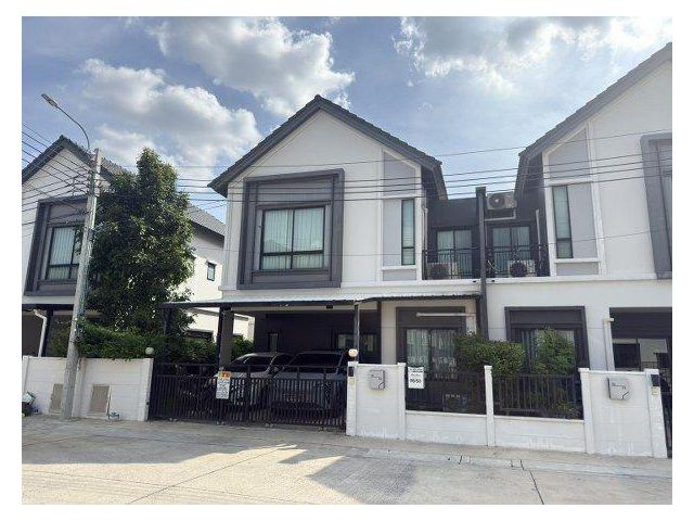 ขายบ้านแฝด 2 ชั้น หมู่บ้านบริทาเนีย ราชพฤกษ์-นครอินทร์ ซอยบางเลน21 (รหัส 202623) นนทบุรี