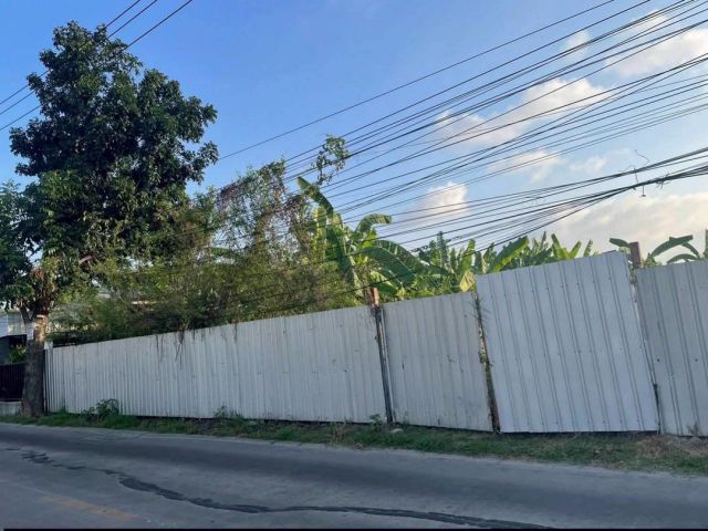 R69-64ขายที่ดินติดถนน อ่วมคุ้ม. เนื้อที่ 1ไร่1งาน81ตรว (581ตรว) ติดถนนอ่วมคุ้ม