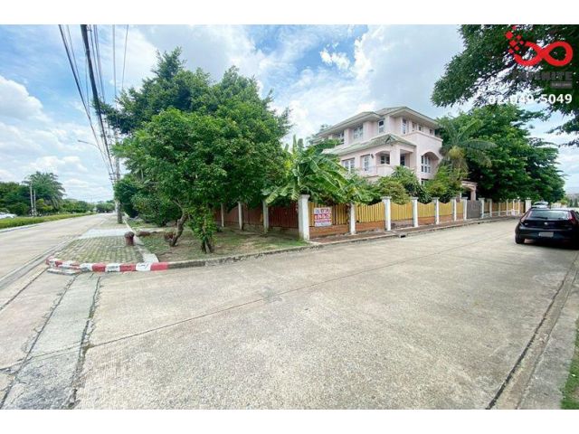 ขายบ้านเดี่ยว 3 หลัง บนที่ดิน 546 ตรว. แปลงมุม ยิ่งรวยนิเวศน์ แจ้งวัฒนะ-ประชาชื่น เลียบคลองประปา