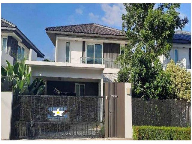 ให้เช่าบ้านเดี่ยว 2 ชั้น 51 ตรว. 3 ห้องนอน หมู่บ้านมัณฑนา ศรีนครินทร์-ร่มเกล้า ถนนเคหะร่มเกล้า 6 ใกล้สนามบินสุวรรณภูมิ