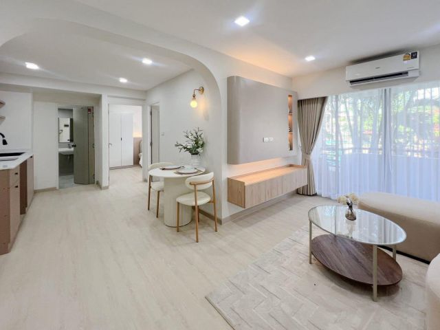 ขายคอนโด อีสต์วูดพาร์ค อ่อนนุช 36 ห้องสวย เฟอร์นิเจอร์ครบพร้อมอยู่ (N.2203)