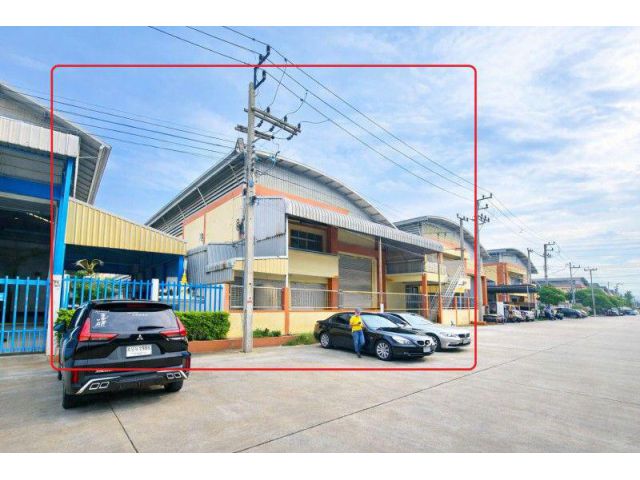 ธรรมศาสตร์ รังสิต รถบรรทุก พื้นที่สีม่วง โรงงาน 20ห้อง 5 ห้องน้ำ ใกล้โลตัสนวนคร 900 ม. 250 ตร.ว.1,500 ตร.ม.Trailerเข้าออ