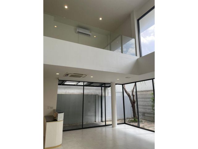 Home Office for Rent** **ARKIN Vibhavadi – Near Don Mueang Airport** Home Office ติดถนนวิภาวดี เพียง **50 เมตร**