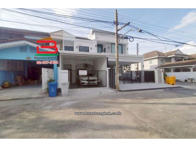 ให้เช่า ทาวน์เฮาส์ 2 ชั้น เนื้อที่ 18.8 ตร.ว. หมู่บ้านสุขสมบูรณ์ (ซอยพหลโยธิน 50 แยก 11-5) ถนนพหลโยธิน แขวงคลองถนน เขตสายไหม