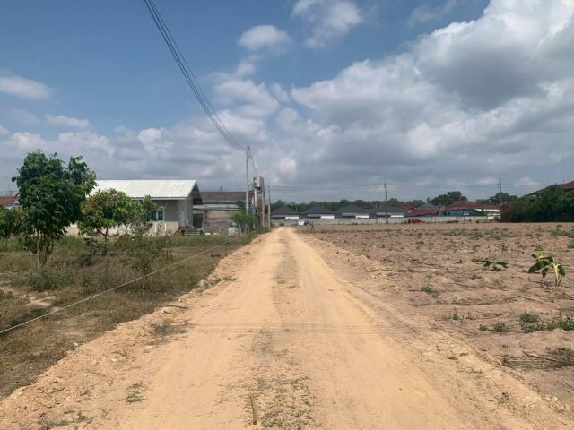 ขายที่ดินหนองปรือ พัทยา 1 ไร่ หลังสภ.หนองปรือ ใกล้อ่างเก็บน้ำมาบประชัน-1กม. อ.บางละมุง ชลบุรี