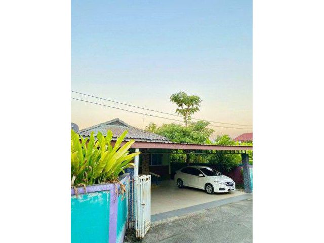 ตลาดขวัญ 2 น้ำ 73 ตร.ว. ดอยสะเก็ด ให้เช่าบ้านเดี่ยวชั้นเดียว 3 นอน ใกล้แยกบ่อหิน 1 กม.เชียงใหม่