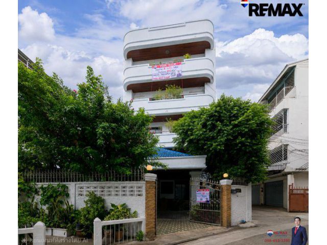 "บ้าน" แบบ Sky Terrace บนเส้น เจริญรัถ ใกล้ Icon Siam!! , 50 ตร.วา, 493 ตร.ม.