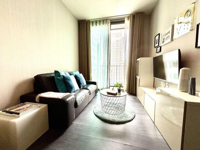 For rent Condo Edge Sukhumvit 23 Fully Furnished (S15-10831)