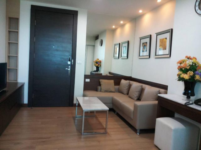 For rent Condo Rhythm Ratchada Fully Furnished (S15-42396)