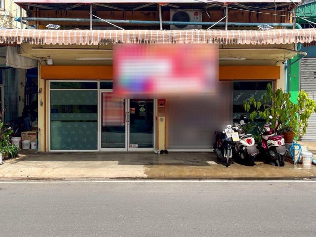 ให้เช่าอาคารพาณิชย์ 4 ชั้น 2 คูหา ต.แม่กลอง ทำเลดีแหล่งค้าขาย ใกล้ บขส.สมุทรสงคราม