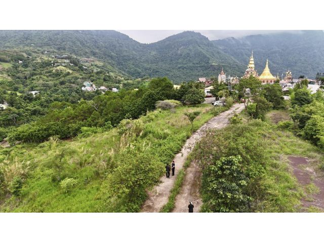ขายที่ดิน 10 ไร่ ติดวัดพระธาตุผาซ่อนแก้ว เขาค้อ โฉนด 2 แปลง ติดถนน 2 ด้าน พร้อมโอน 59 ล้าน
