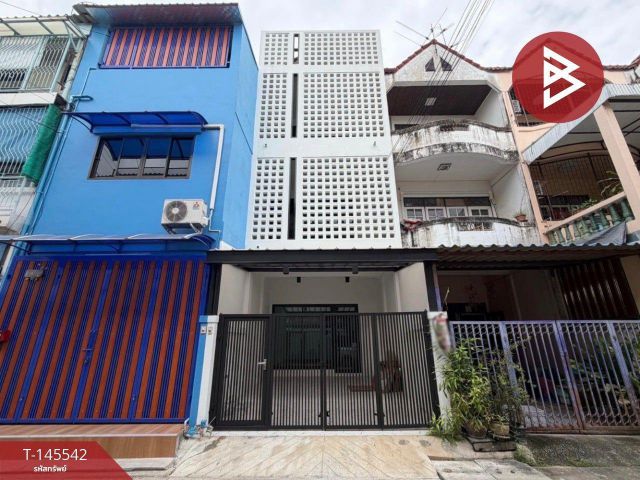 ขายทาวน์เฮ้าส์ 3 ชั้น เนื้อที่ 16.9 ตร.วา ภาษีเจริญ กรุงเทพมหานคร