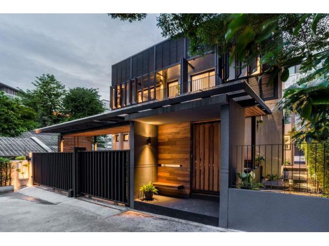 ให้เช่าบ้านเดี่ยว / โฮมออฟฟิศ ซอยสุขุมวิท 28 ใกล้ BTS พร้อมพงษ์ เพียง 600 เมตร เลี้ยงสัตว์ได้