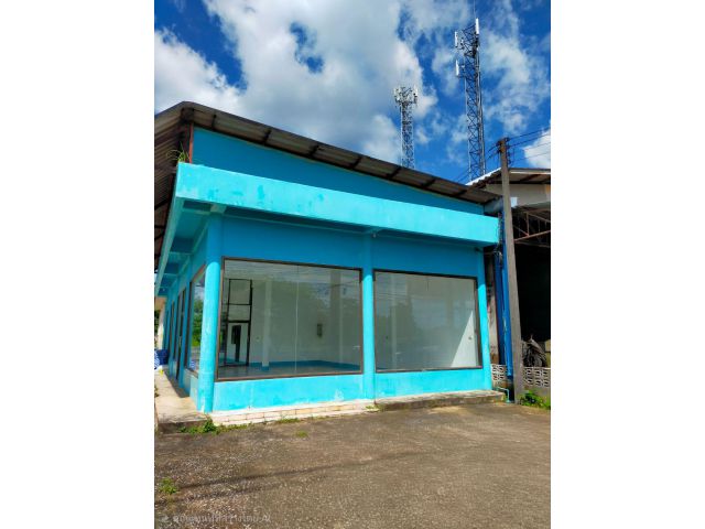 บ้านพร้อมที่ดิน