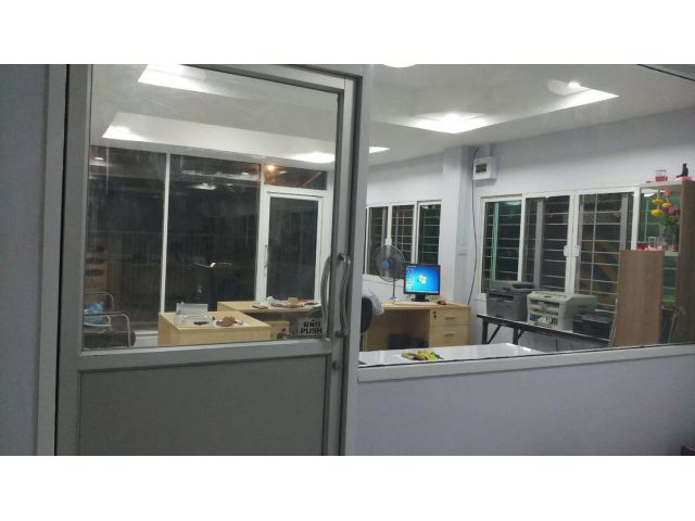 ขายที่ดินพร้อมตึก3ชั้น