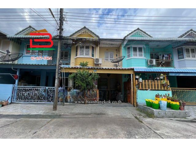 ทาวน์เฮาส์ หมู่บ้าน พิศาลเทพารักษ์ (ซอยจตุรมิตร 11) เนื้อที่ 20.2 ตรว. ใกล้ Big C บางพลีใหญ่ ถนนเทพารักษ์ ตำบลบางพลีใหญ่