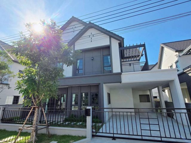 For sale / Rent Centro Bangna เซนโทร บางนา