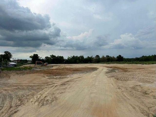 ขายที่ดินชลบุรี 13 ไร่ (2 โฉนด) ต.บ้านบึง อ.บ้านบึงจ.ชลบุรี