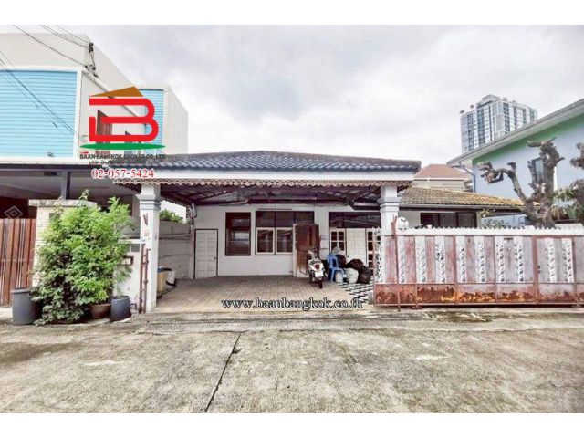 บ้านเดี่ยว หมู่บ้านพัฒนจิต (ติวานนท์ 32) เนื้อที่ 51 ตรว. ใกล้MRTสถานี สนามบินน้ำ ถนนรัตนาธิเบศร์ ตำบลบางกระสอ
