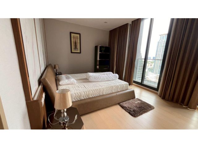 For rent Condo Noble Ploenchit Fully Furnished (S03-2737)