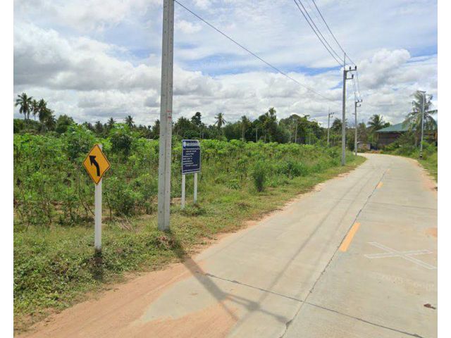ขายที่ดินเขาไม้แก้ว 5 ไร่ ติดถนนคอนกรีต3ด้าน ใกล้โรงเรียนนานาชาติรักบี้-900เมตร อ.บางละมุง ชลบุรี