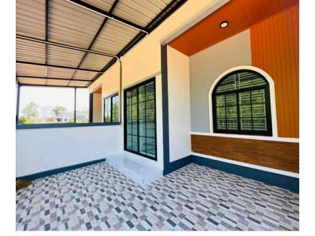 ลดแรง 100,000 บาท!! ทาวน์โฮมชั้นเดียว สร้างใหม่ ทำเลทอง หน้ากองบิน 56 หาดใหญ่ ใกล้โลตัส เซเว่นฯ
