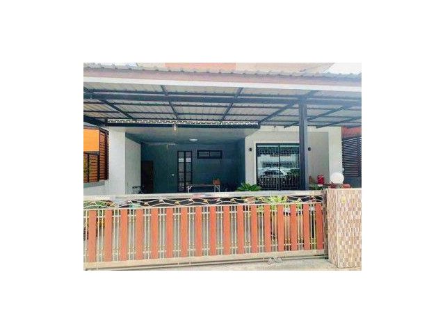 ขายและให้เช่าบ้านเดี่ยวหลังใหญ่บ้านบึงชลบุรี หมู่บ้านธนาสิริ วิลเลจ 3 ห้องนอน 2 ห้องน้ำ 1 ห้องครัว เนื้อที่ 52 ตารางวา