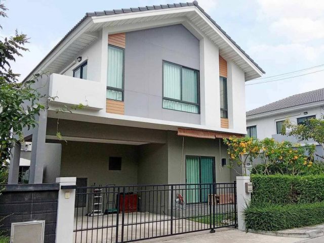 ขายบ้านเดี่ยว เพอร์เฟคพาร์ค สุวรรณภูมิ ร่มเกล้า เฟส 5 บ้านใหม่ 3 ปี เงียบสงบ