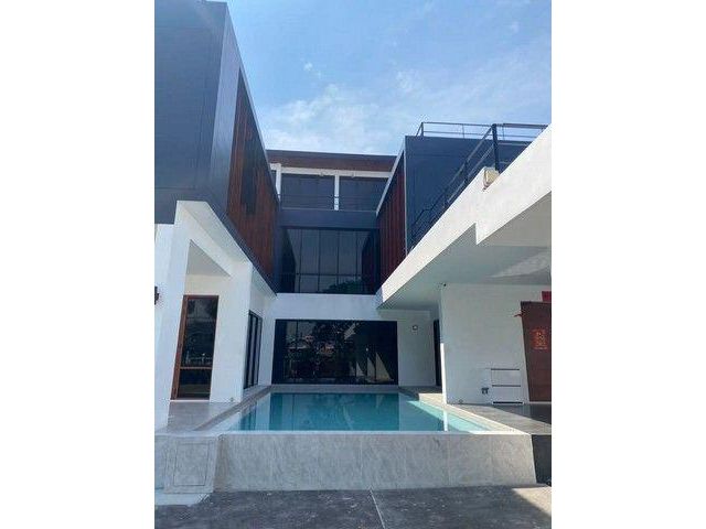 รหัสC7242 ให้เช่า ขายบ้านพลูวิลล่า 3ชั้น Luxuly Pool villa ทำเลสุขุมวิท ใกล้ BTS บางจาก