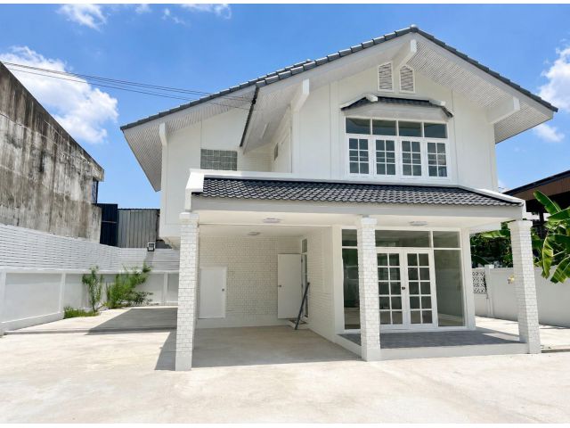 ขายบ้านเดี่ยว 2 ชั้น ทำเลลาดพร้าว – เลียบทางด่วนเอกมัย-รามอินทรา
