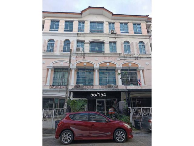 ขายทาวน์โฮม 4 ชั้น, 24.5 วา โครงการ บ้านกลางเมือง พระราม9-ลาดพร้าว, ติดทางด่วนเอกมัย-รามอินทรา แขวงพลับพลา เขตวังทองหลาง กทม