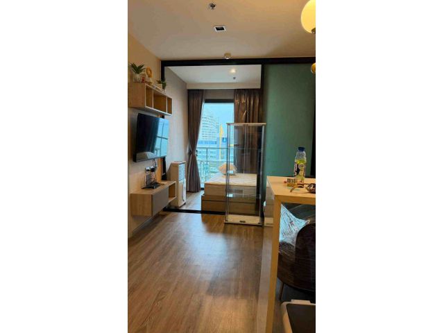 ขาย AERAS Beachfront Condominium คอนโดหรูติดทะเลจอมเทียน 1 ห้องนอน #C1442