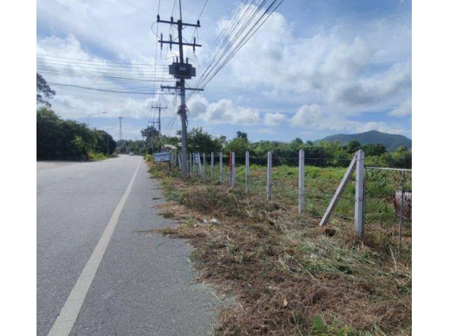 ขายที่ดินทุ่งโปรง เขาหมอน 7 ไร่ ติดถนนลาดยางใกล้ถนนเส้น332-4กม. อ.สัตหีบ จ.ชลบุรี