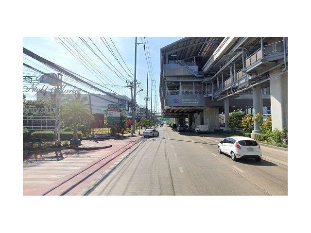 ขายคอนโดหรู สภาพดี ถนนศรีนครินทร์ ใกล้ Seacon Square ศรีนครินทร์
