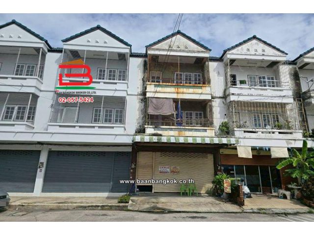 อาคารพาณิชย์ 3 ชั้น เนื้อที่ 23.7 ตร.ว. บ้านสวนสุขประยูร ใกล้เฉลิมไทยช้อปปิ้งมอลล์ ถนนสุขุมวิท อำเภอเมืองชลบุรี ชลบุรี