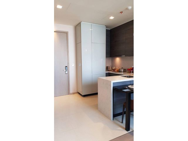 For rent Condo The Esse Asoke Fully Furnished (S15-3578)